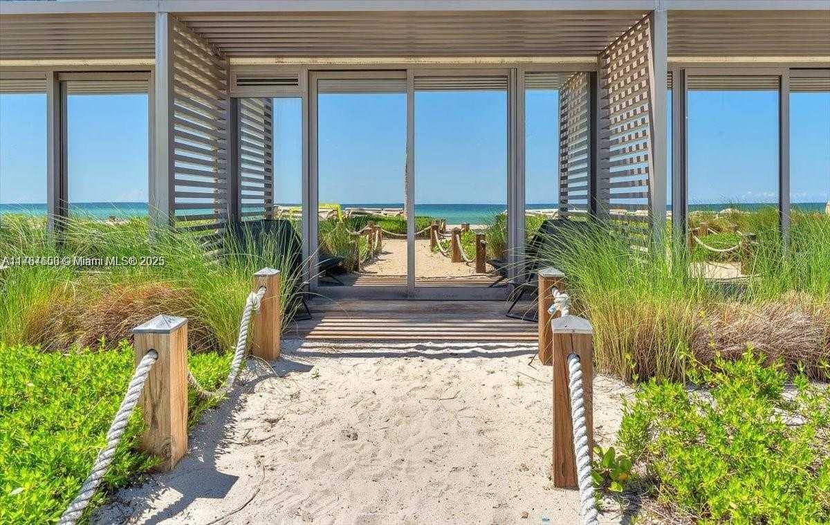 Small Image of 18975 COLLINS AVE #Cabana # 8, Sunny Isles Beach Number 5