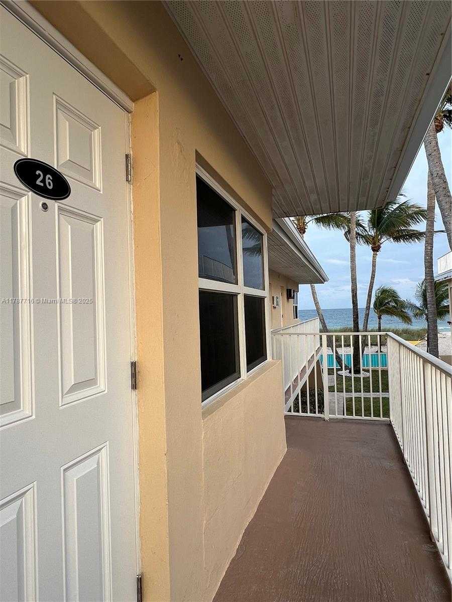 Small Image of 4520 EL MAR DR #16, Lauderdale By The Sea Number 18