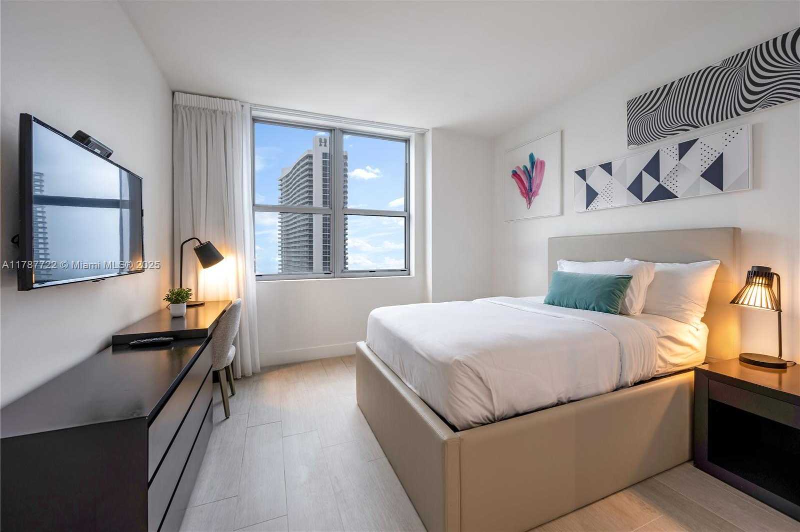 Small Image of 4010 SOUTH OCEAN DR #R2501, Hollywood Number 17