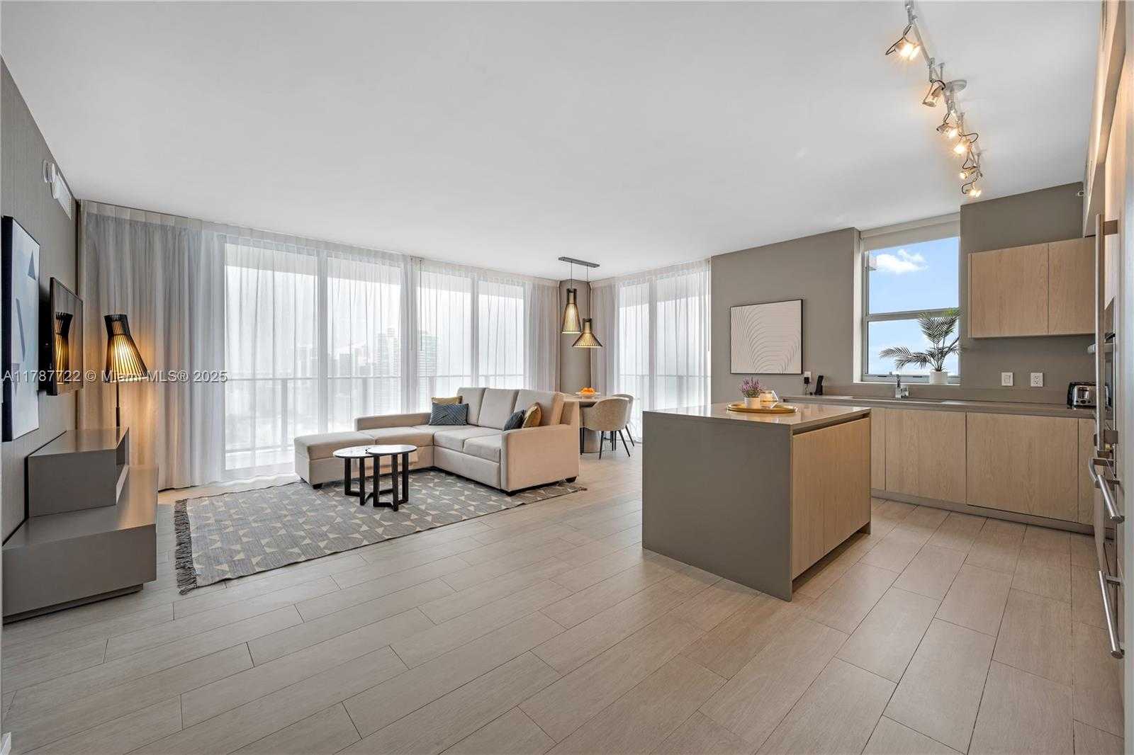 Small Image of 4010 SOUTH OCEAN DR #R2501, Hollywood Number 7