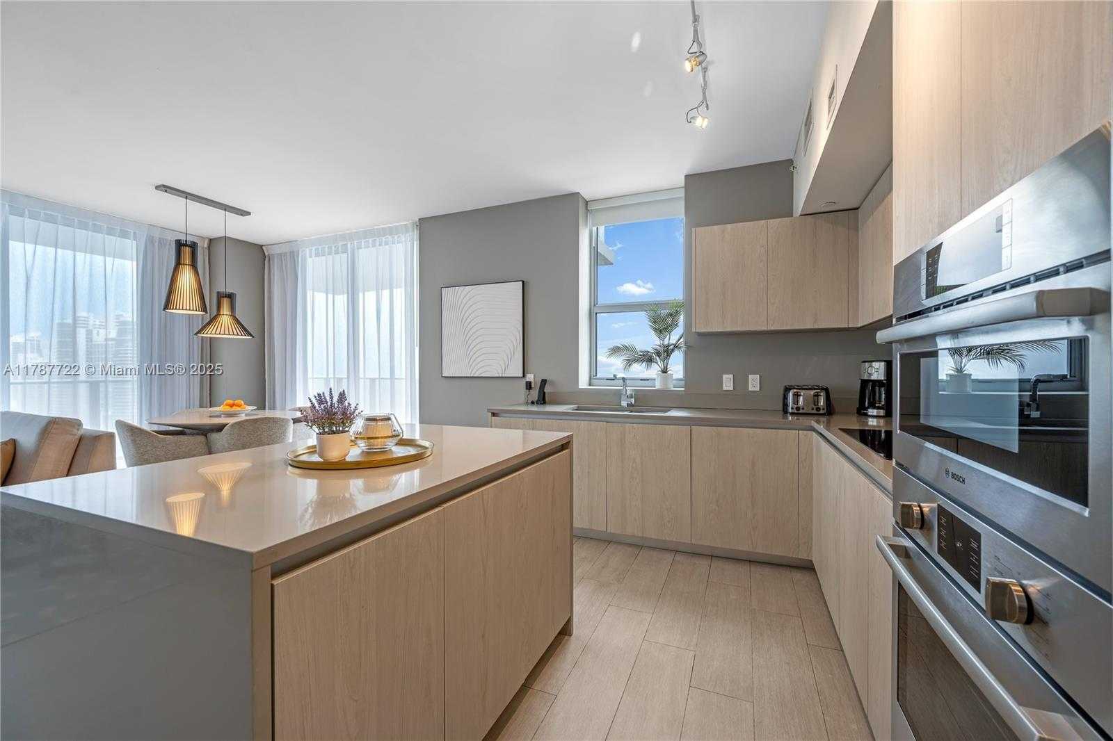 Small Image of 4010 SOUTH OCEAN DR #R2501, Hollywood Number 8