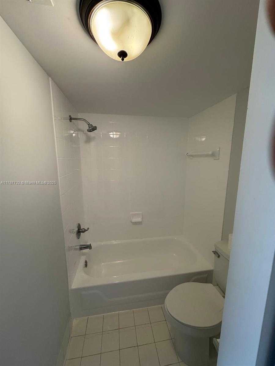 Small Image of 18880 NORTH WEST 57TH AVE #306, Hialeah Number 10