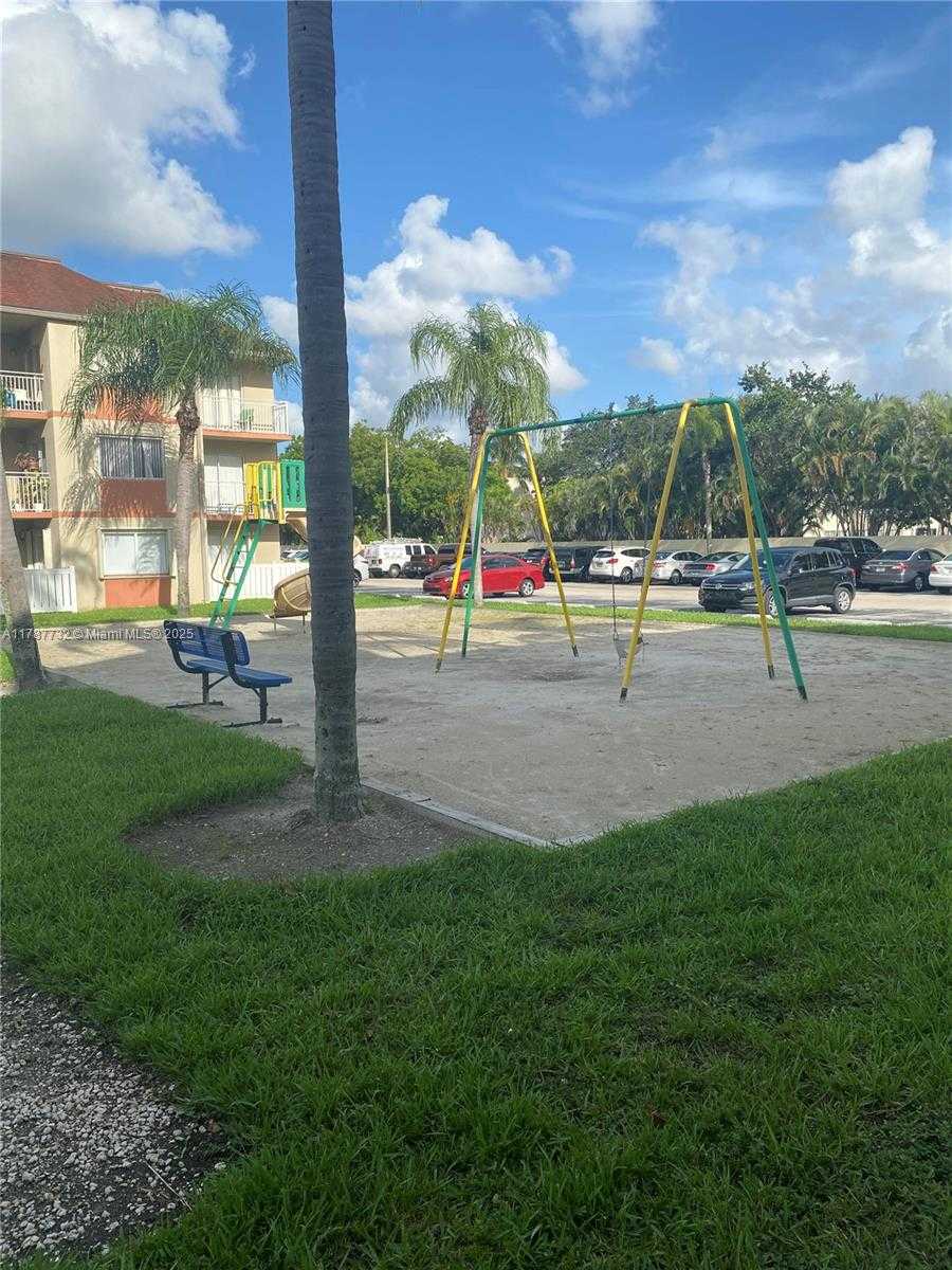 Small Image of 18880 NORTH WEST 57TH AVE #306, Hialeah Number 19