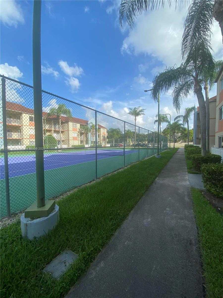 Small Image of 18880 NORTH WEST 57TH AVE #306, Hialeah Number 21