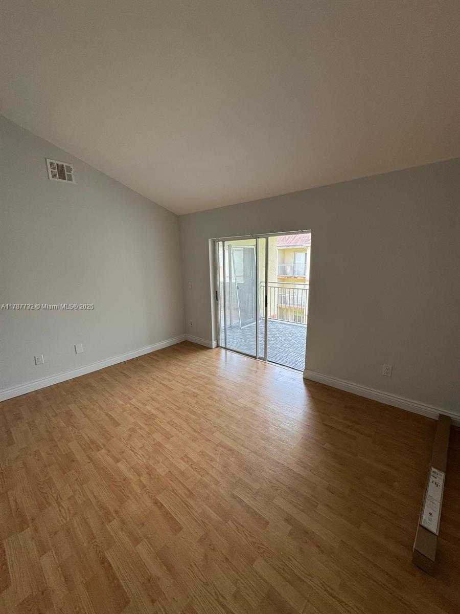 Small Image of 18880 NORTH WEST 57TH AVE #306, Hialeah Number 6