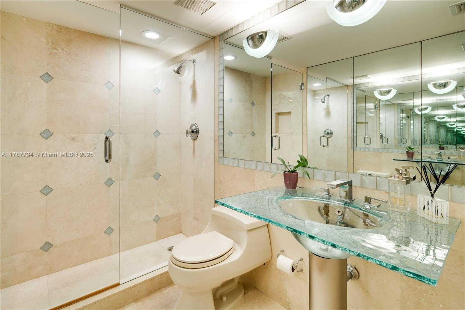 Small Image of 2901 SOUTH BAYSHORE DR #PH-F, Coconut Grove Number 18
