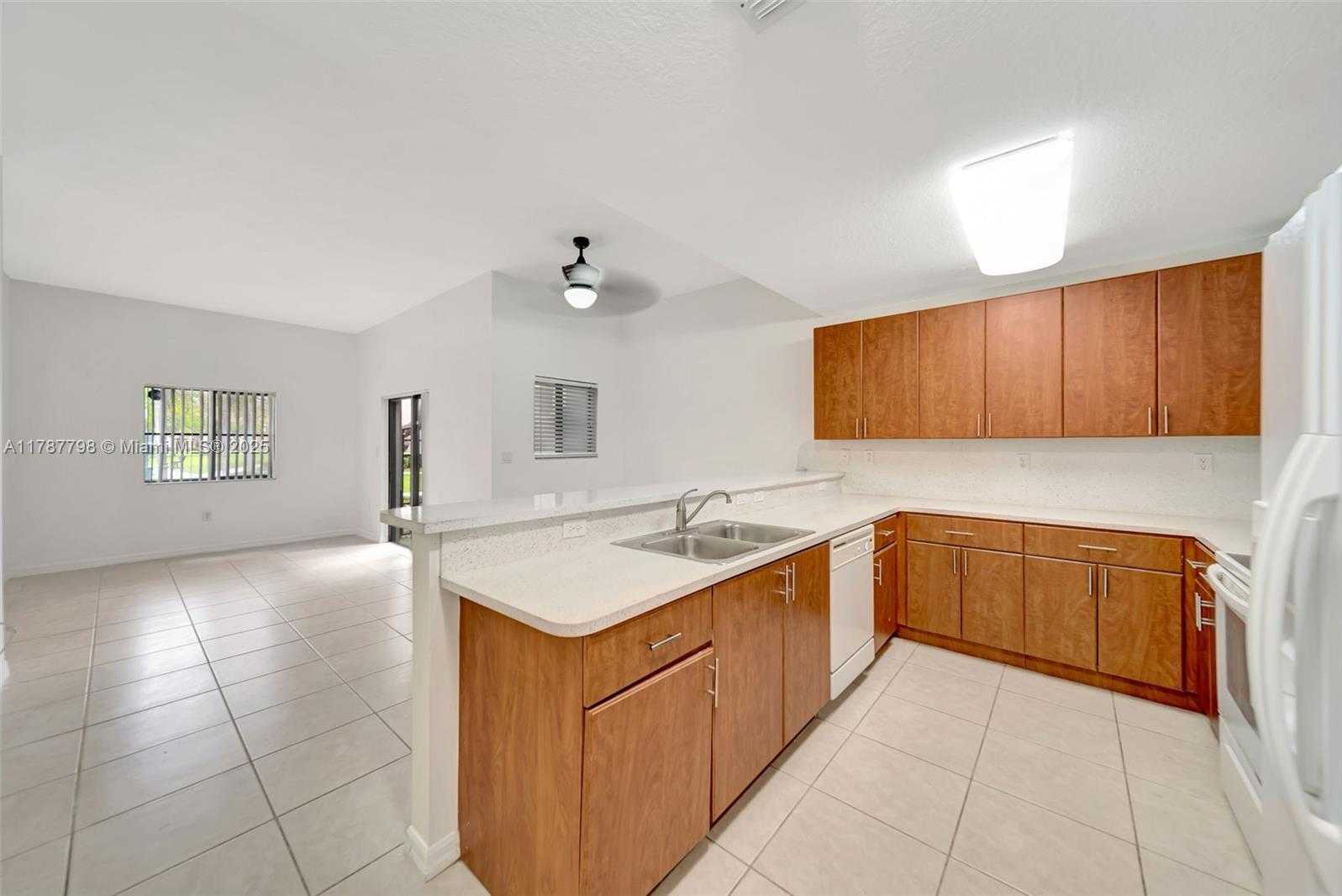 Small Image of 22911 SOUTH WEST 88TH PL #4-21, Cutler Bay Number 3