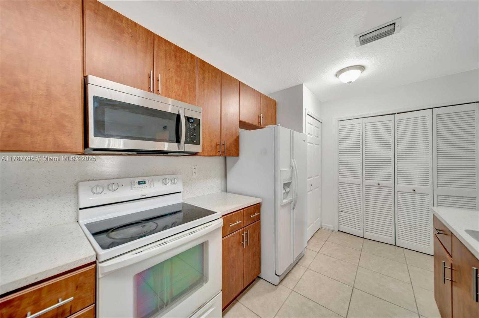 Small Image of 22911 SOUTH WEST 88TH PL #4-21, Cutler Bay Number 8