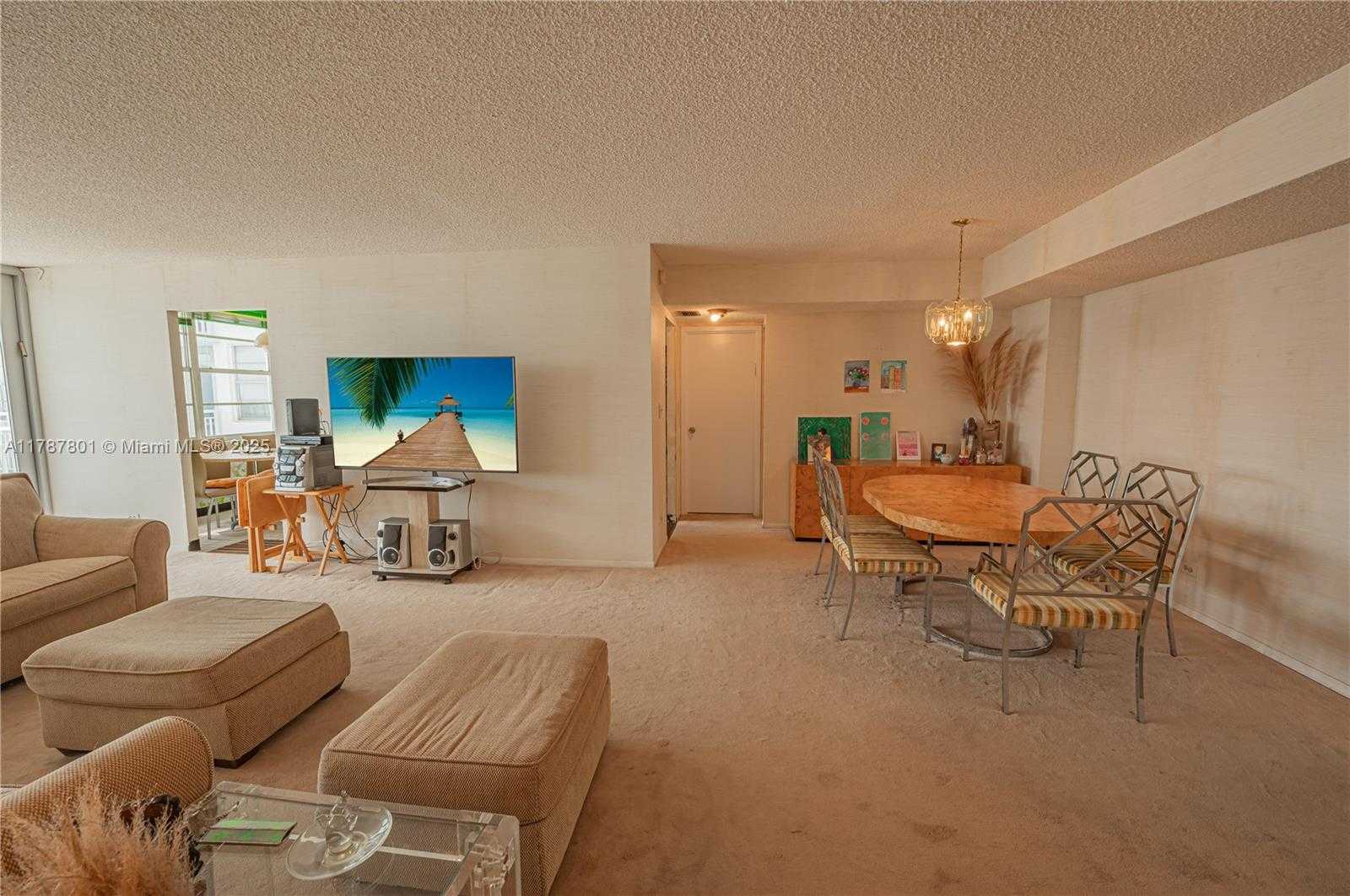 Small Image of 301 174TH ST #1917, Sunny Isles Beach Number 2