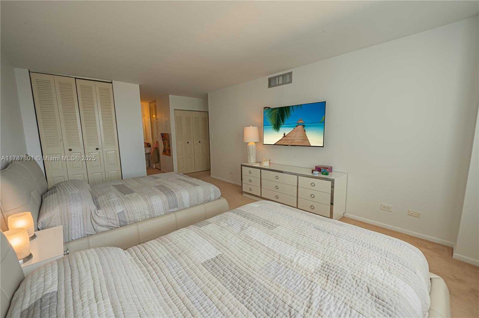 Small Image of 301 174TH ST #1917, Sunny Isles Beach Number 8