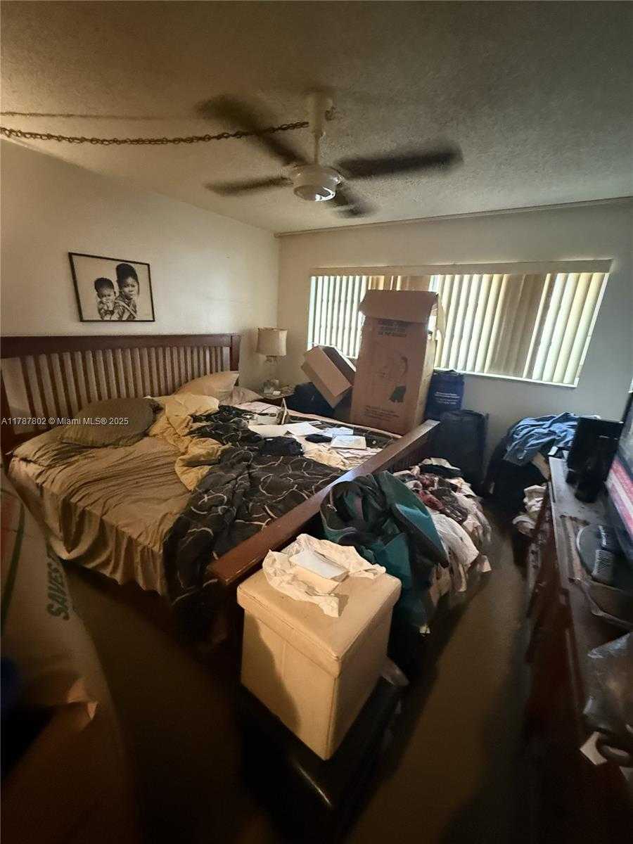 Small Image of 410 SOUTH EAST 2ND ST #122, Hallandale Beach Number 8
