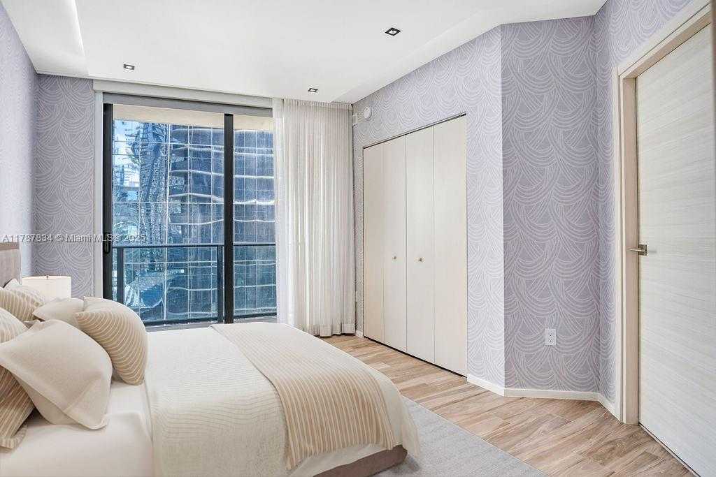 Small Image of 801 SOUTH MIAMI AVE #1805, Miami Number 24