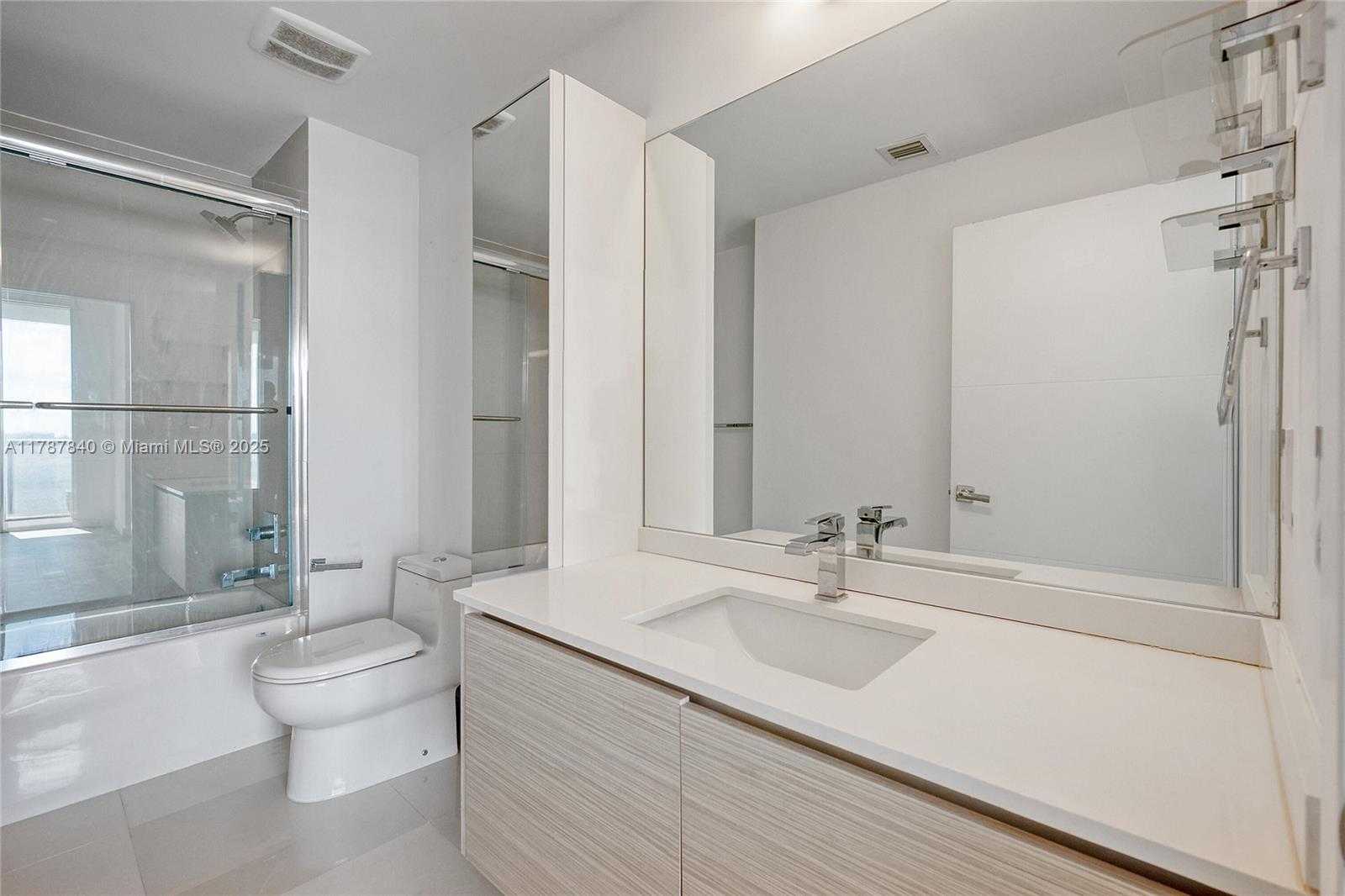 Small Image of 600 NORTH EAST 27TH ST #2103, Miami Number 12