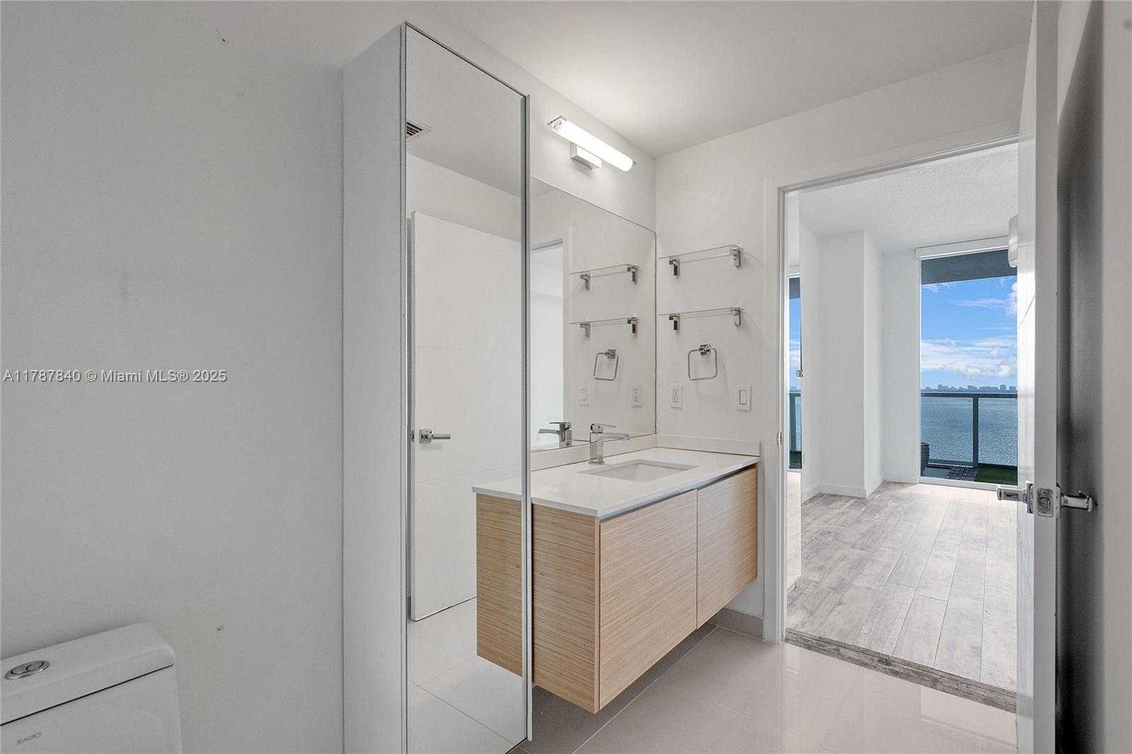 Small Image of 600 NORTH EAST 27TH ST #2103, Miami Number 13