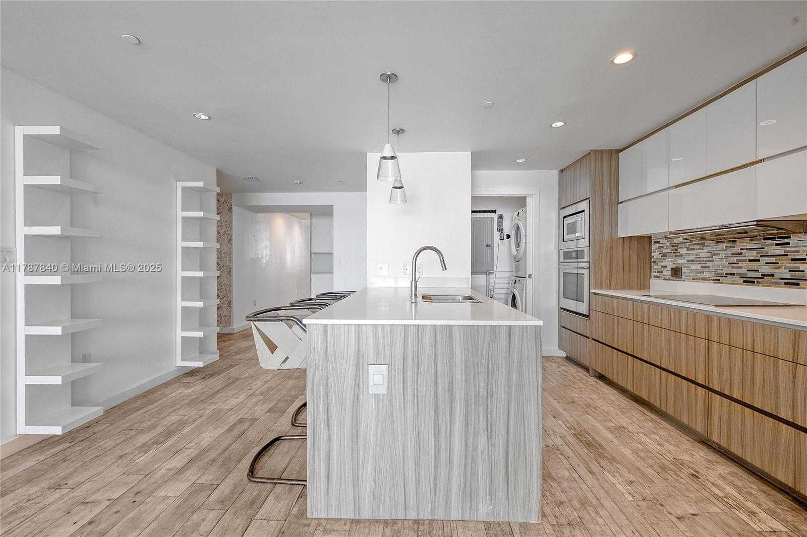 Small Image of 600 NORTH EAST 27TH ST #2103, Miami Number 16