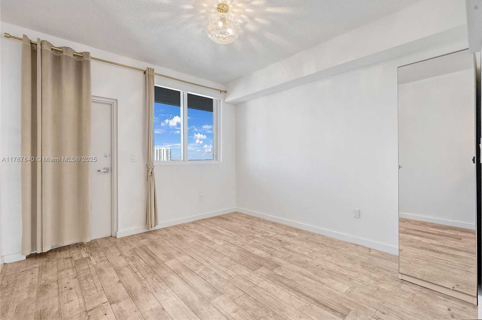 Small Image of 600 NORTH EAST 27TH ST #2103, Miami Number 6