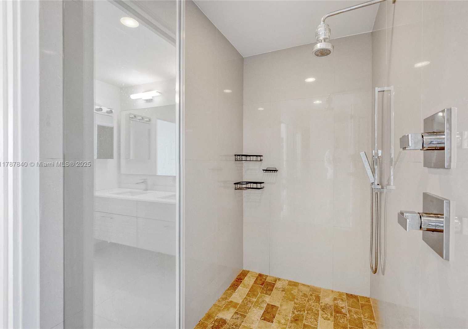 Small Image of 600 NORTH EAST 27TH ST #2103, Miami Number 8