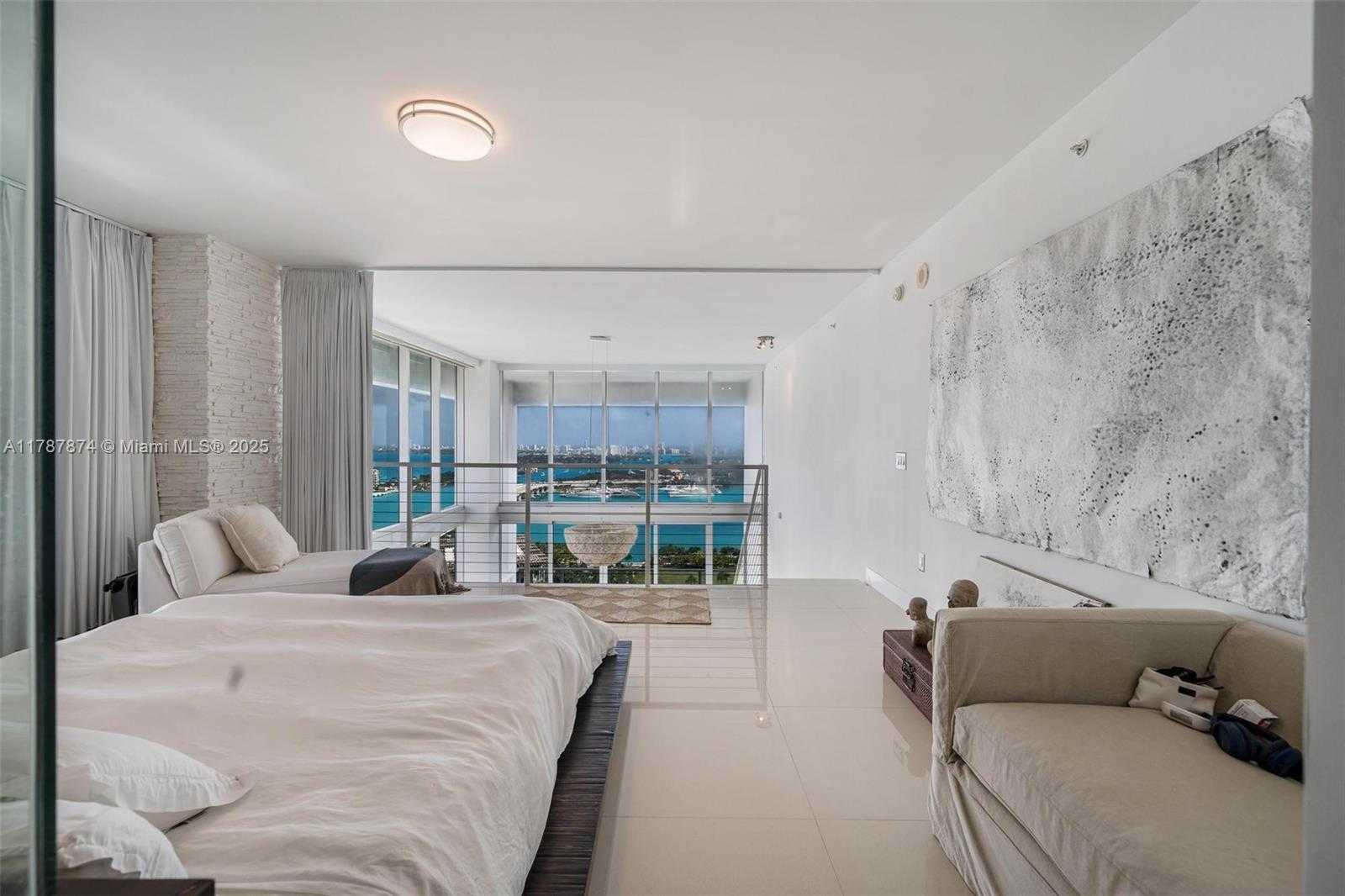 Small Image of 1040 BISCAYNE BLVD #2904, Miami Number 15
