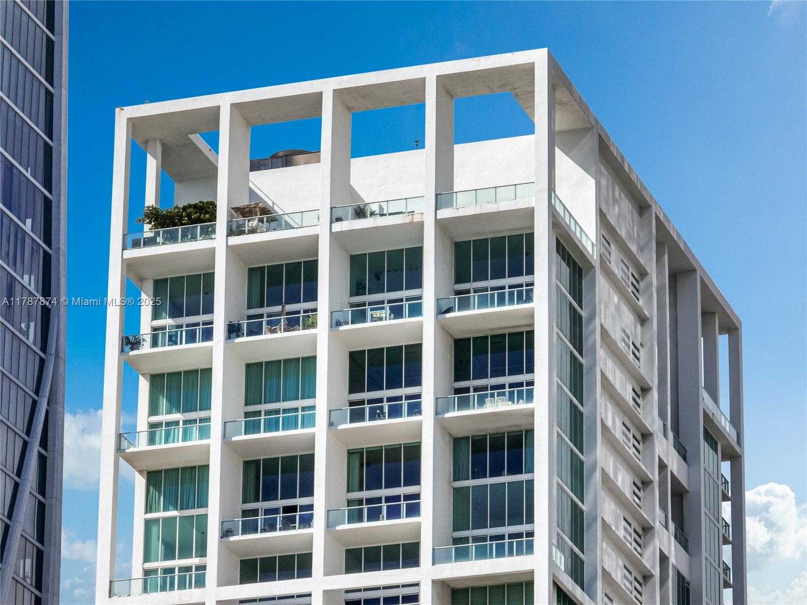 Small Image of 1040 BISCAYNE BLVD #2904, Miami Number 20
