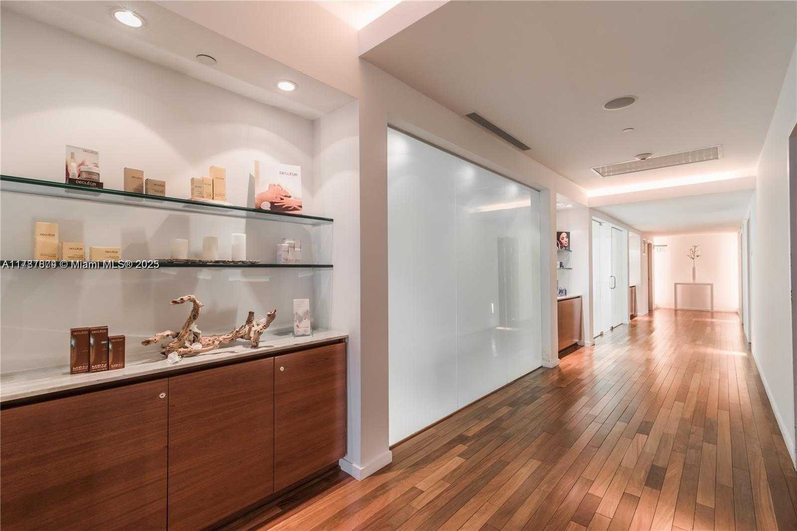 Small Image of 1040 BISCAYNE BLVD #2904, Miami Number 31