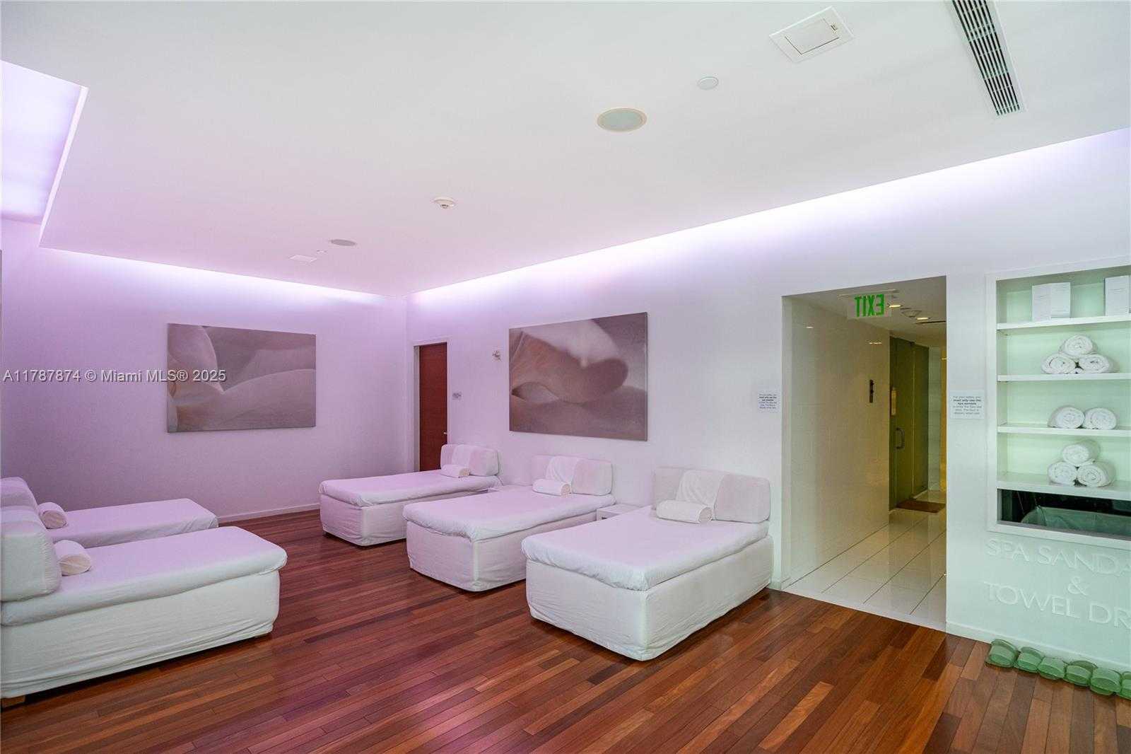 Small Image of 1040 BISCAYNE BLVD #2904, Miami Number 33