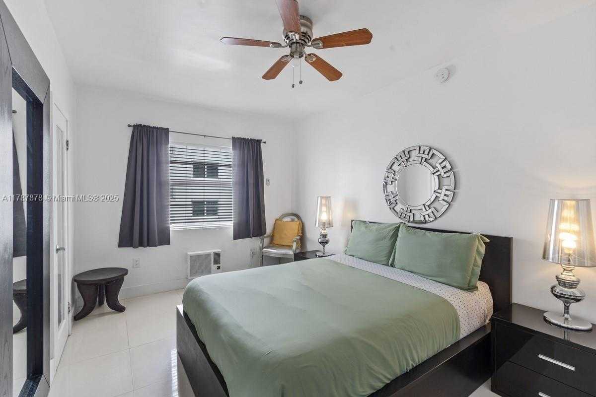 Small Image of 335 OCEAN DR #310, Miami Beach Number 6