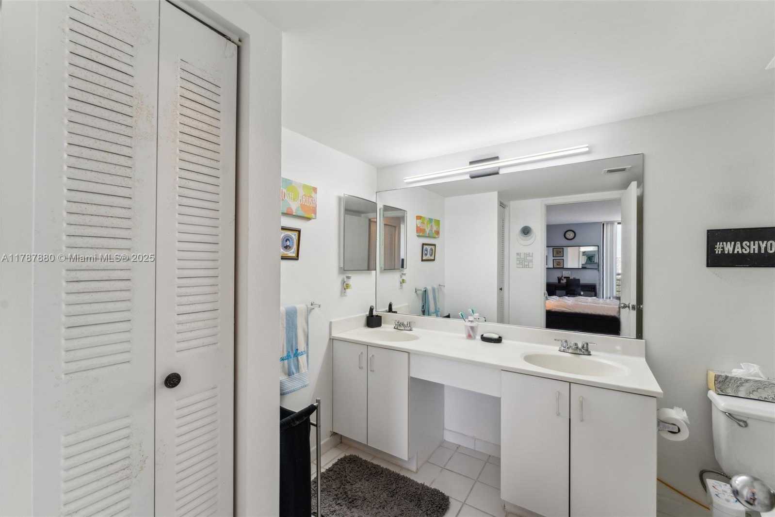 Small Image of 3300 NORTH EAST 192ND ST #PH10, Aventura Number 6