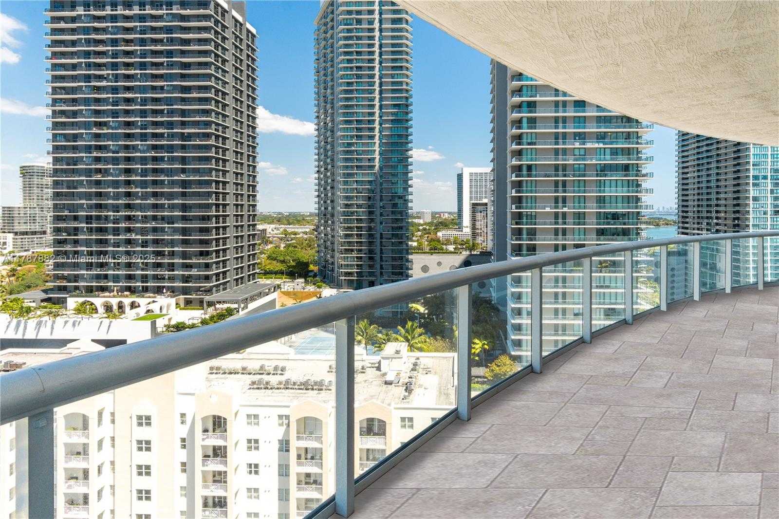 Small Image of 480 NORTH EAST 30TH ST #1807, Miami Number 21