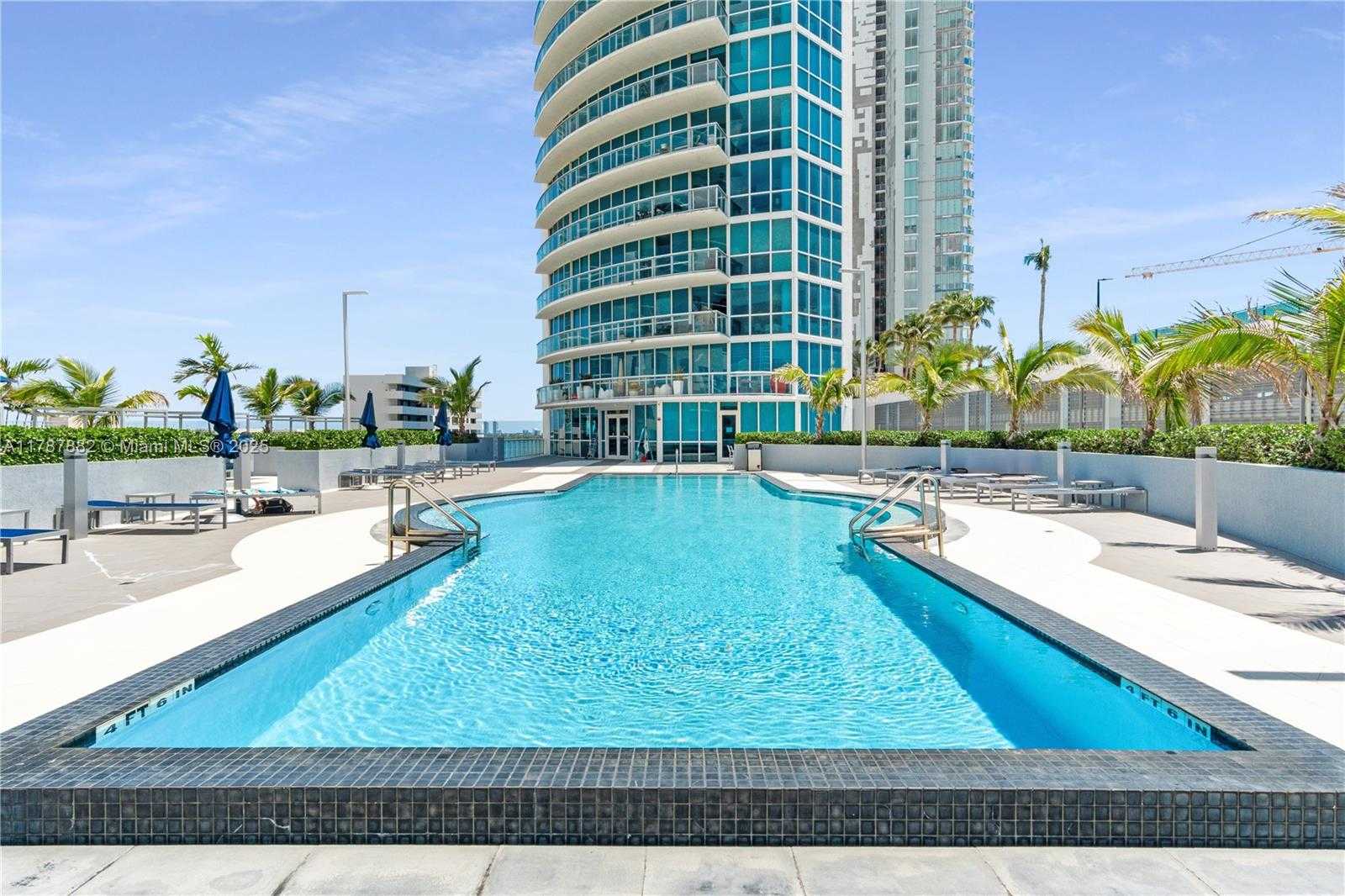 Small Image of 480 NORTH EAST 30TH ST #1807, Miami Number 35