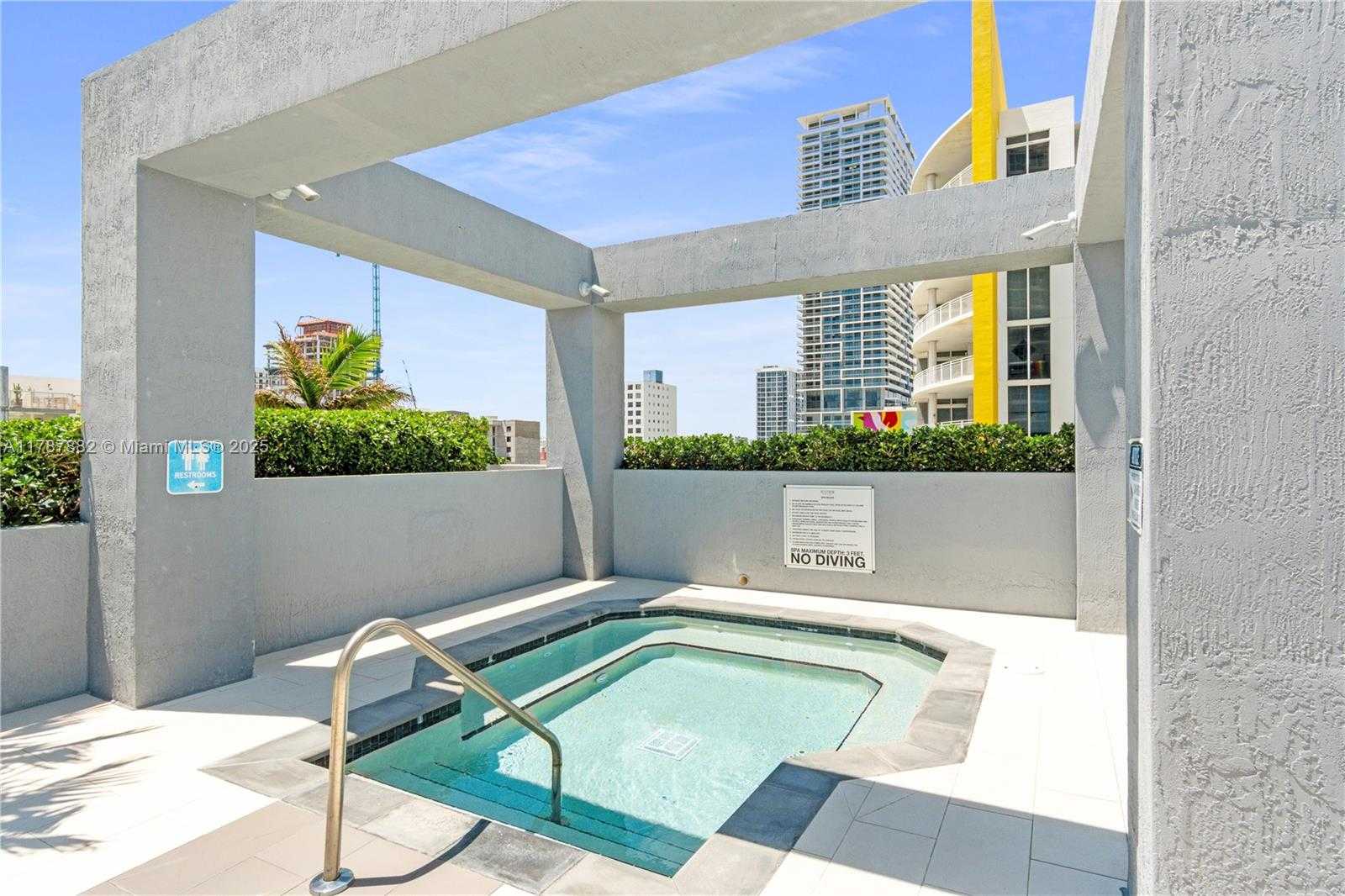 Small Image of 480 NORTH EAST 30TH ST #1807, Miami Number 37