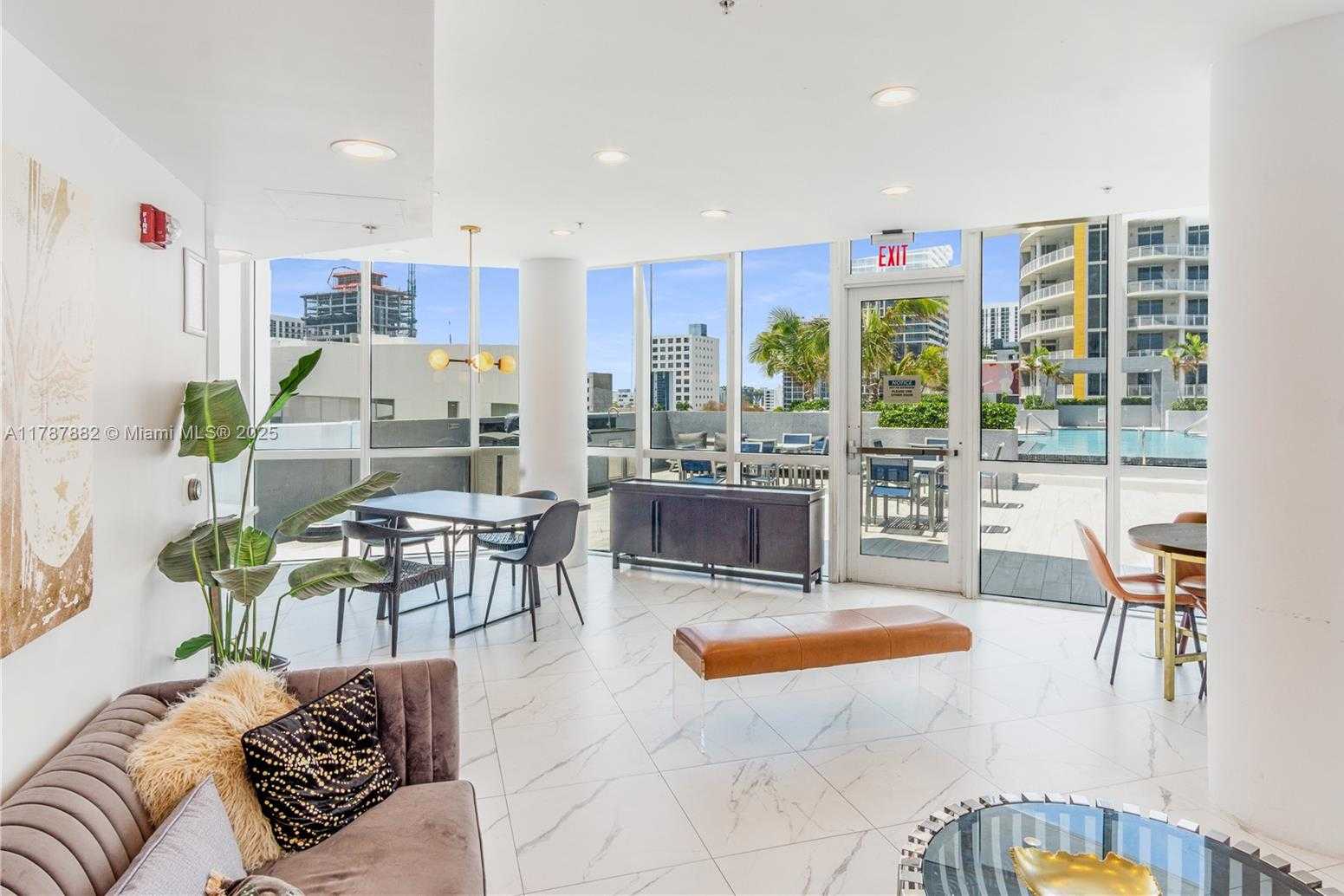 Small Image of 480 NORTH EAST 30TH ST #1807, Miami Number 46