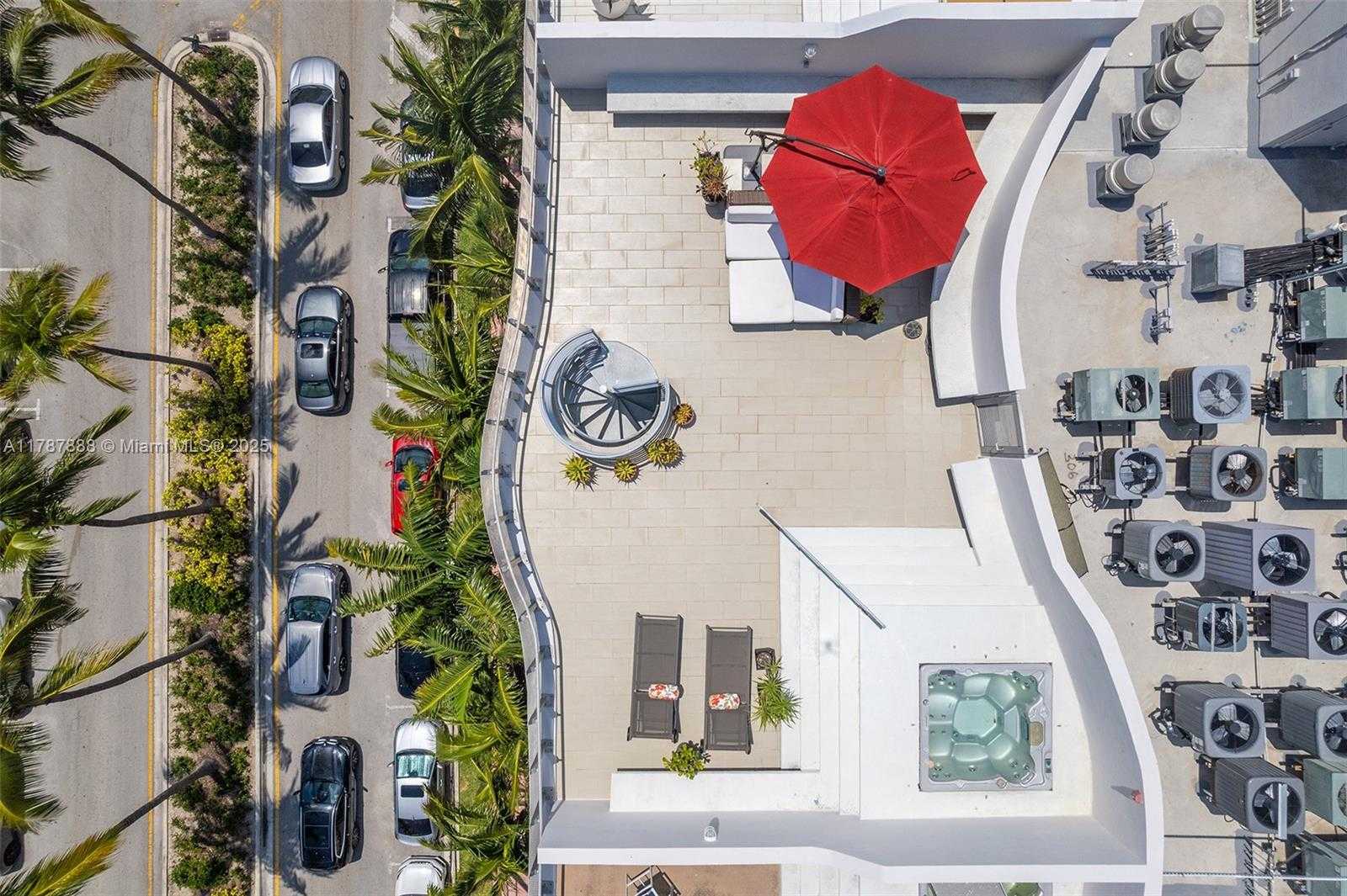 Small Image of 2100 PARK AVE #505, Miami Beach Number 13