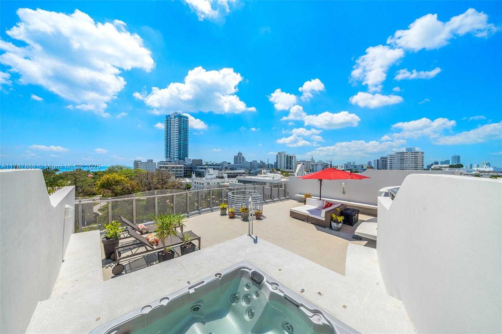 Small Image of 2100 PARK AVE #505, Miami Beach Number 16