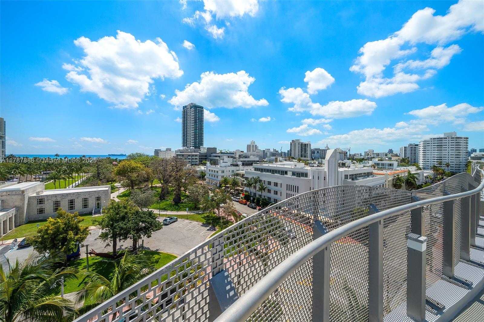 Small Image of 2100 PARK AVE #505, Miami Beach Number 24