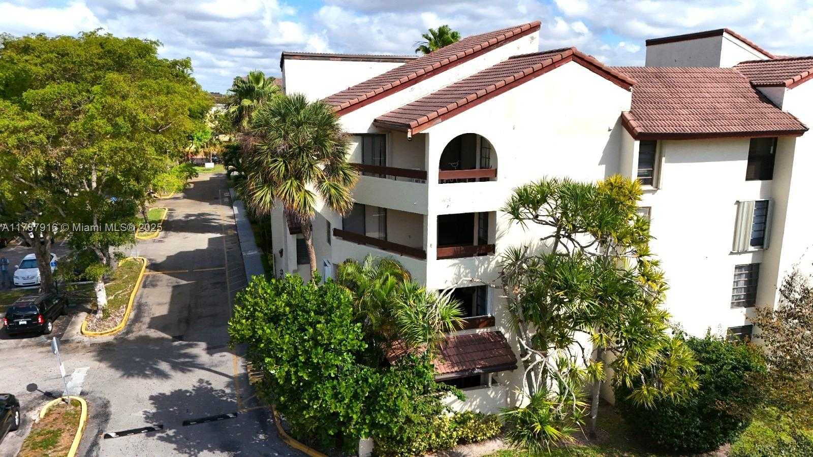Small Image of 9030 SOUTH WEST 125TH AVE #E210, Miami Number 12