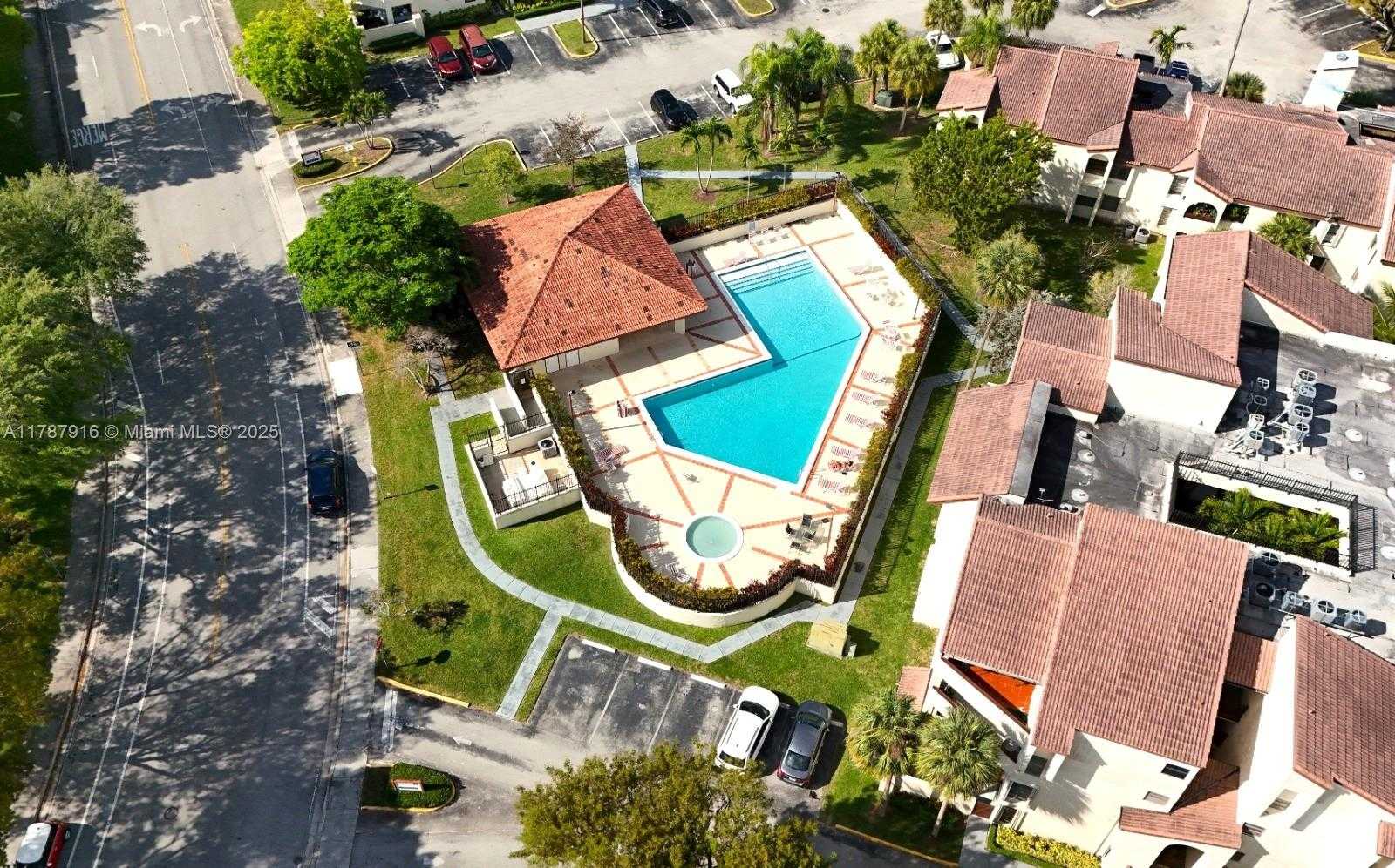 Small Image of 9030 SOUTH WEST 125TH AVE #E210, Miami Number 14