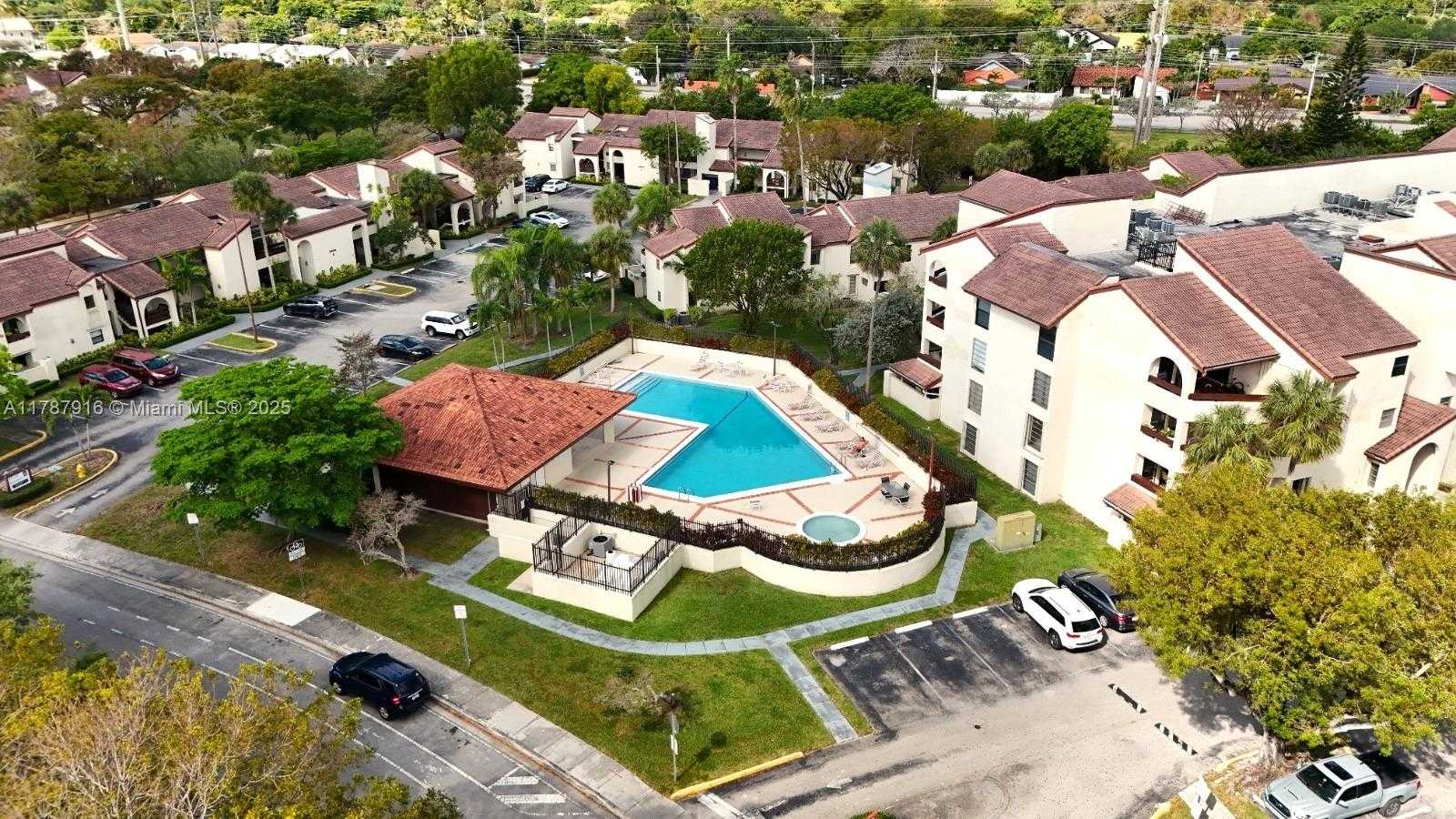 Small Image of 9030 SOUTH WEST 125TH AVE #E210, Miami Number 2