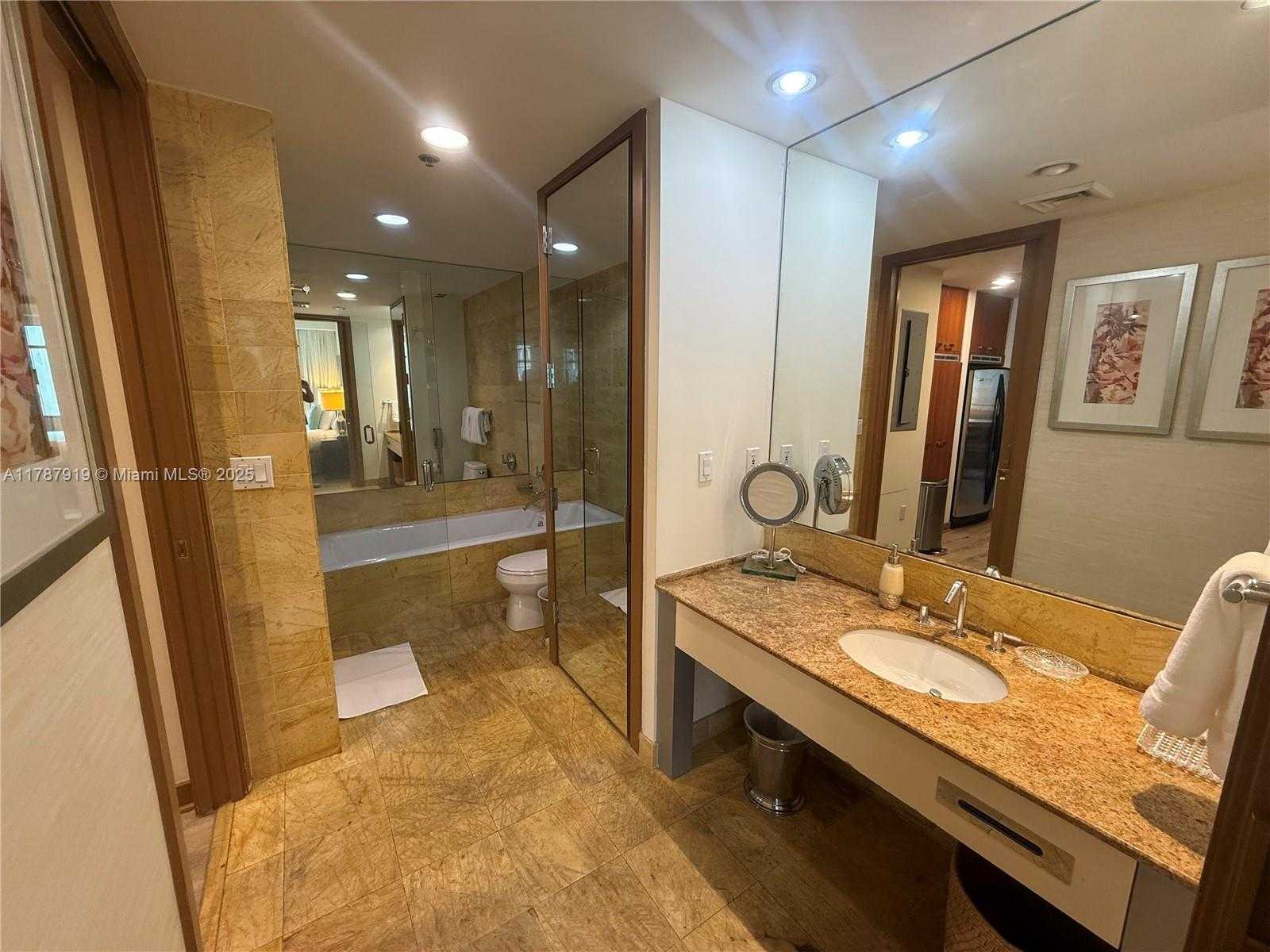 Small Image of 1395 BRICKELL AVE #3211, Miami Number 10