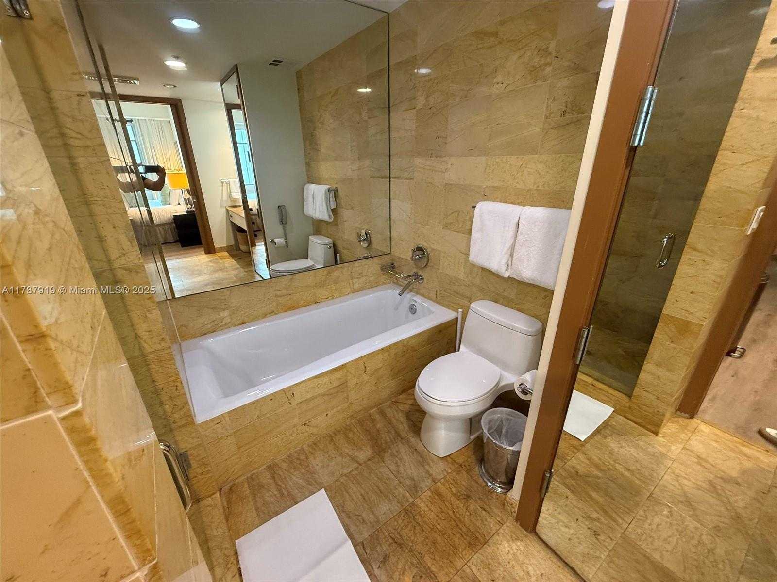 Small Image of 1395 BRICKELL AVE #3211, Miami Number 9