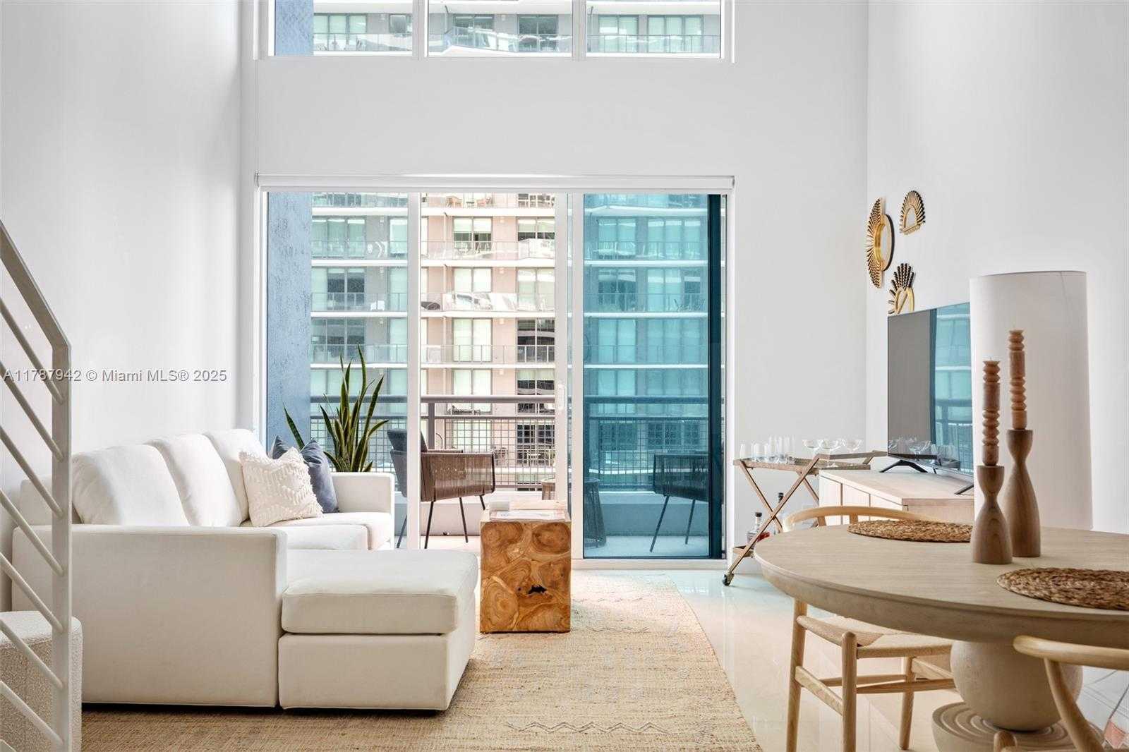 Small Image of 60 SOUTH WEST 13TH ST #3414, Miami Number 8