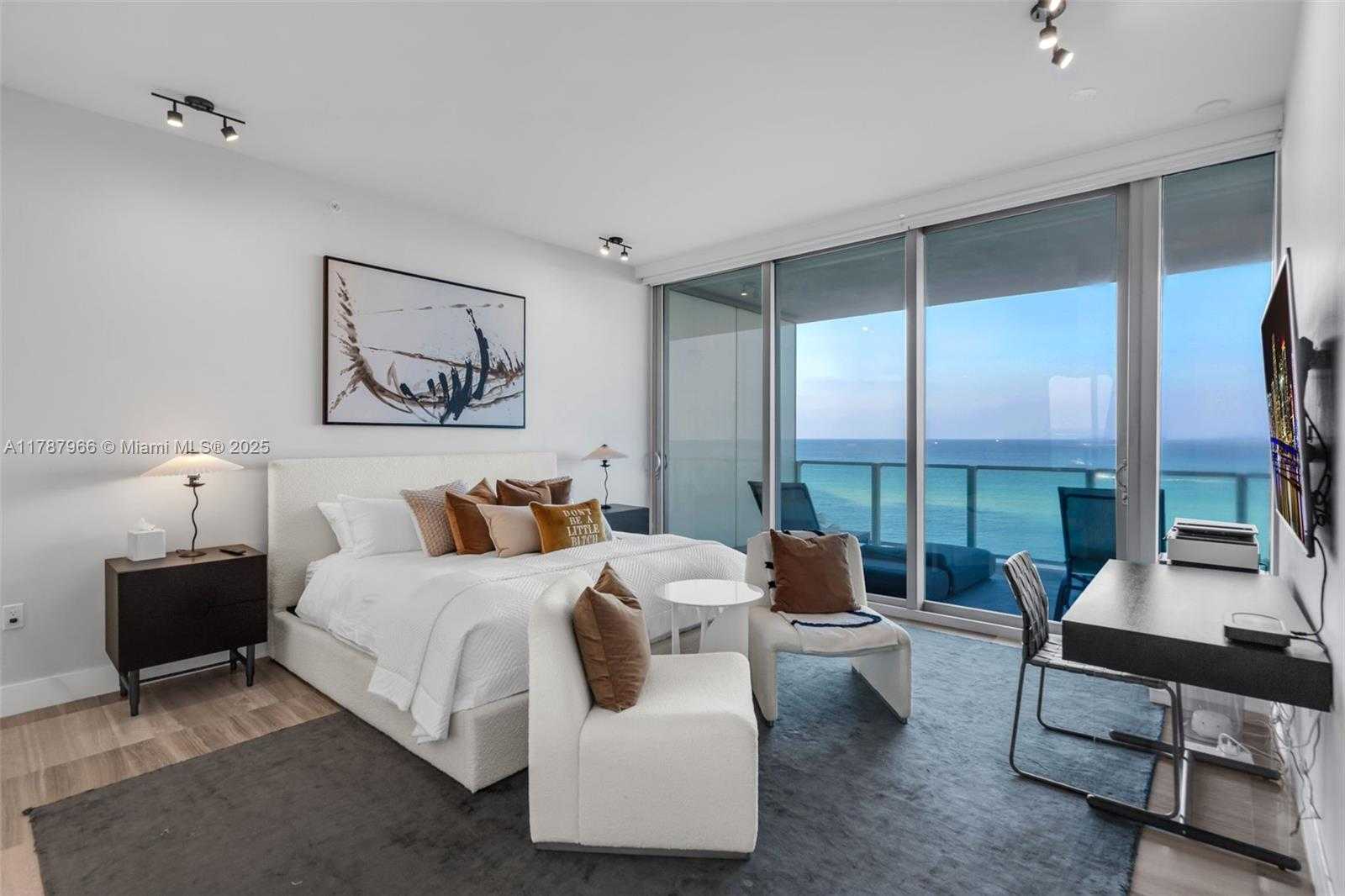 Small Image of 6901 COLLINS AVE #502, Miami Beach Number 6