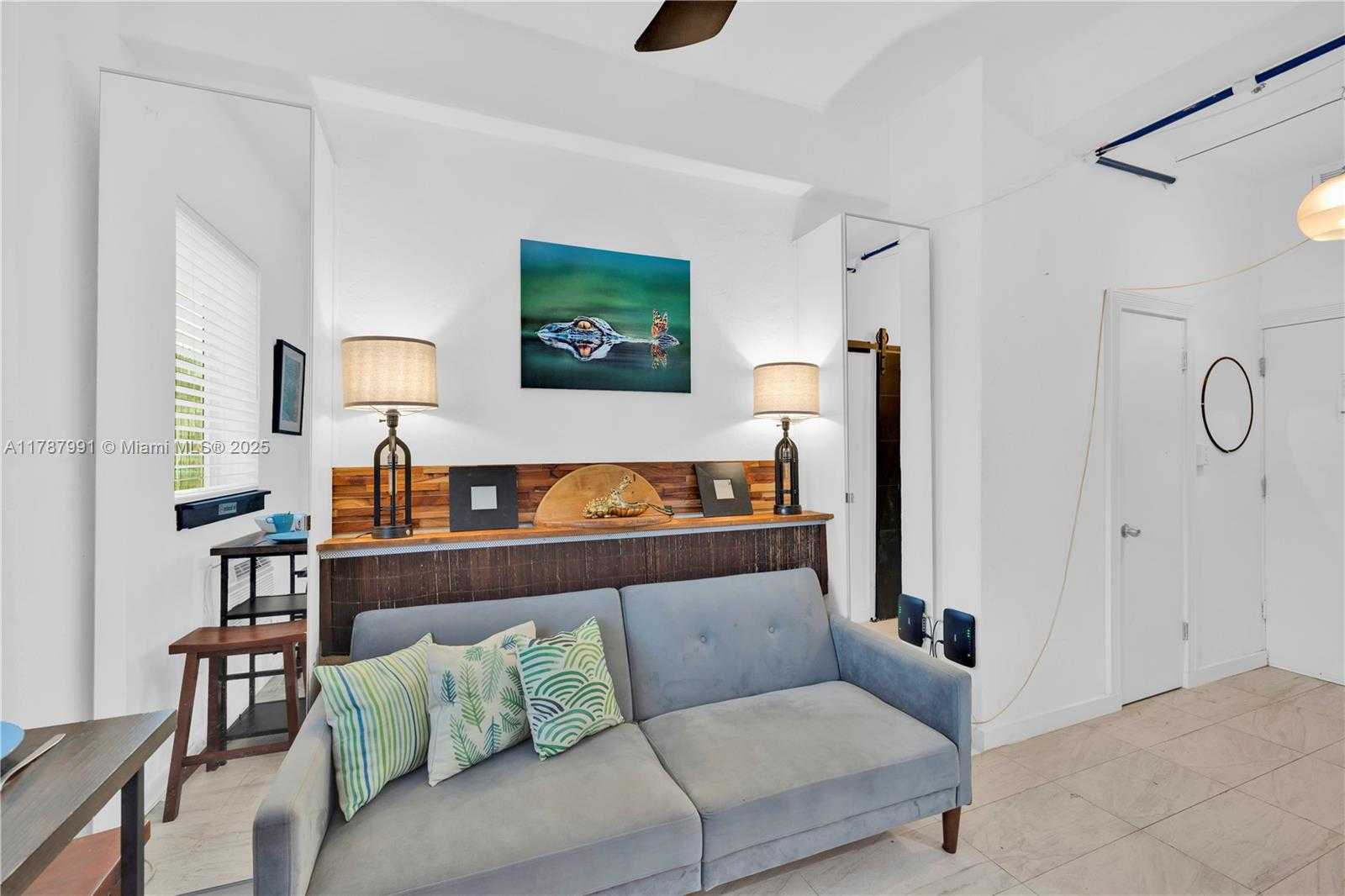Small Image of 255 WEST 24TH ST #136, Miami Beach Number 2