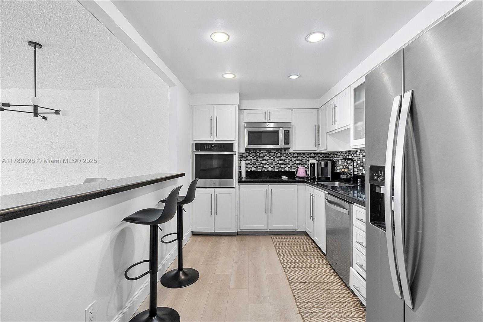 Small Image of 19390 COLLINS AVE #1501, Sunny Isles Beach Number 12