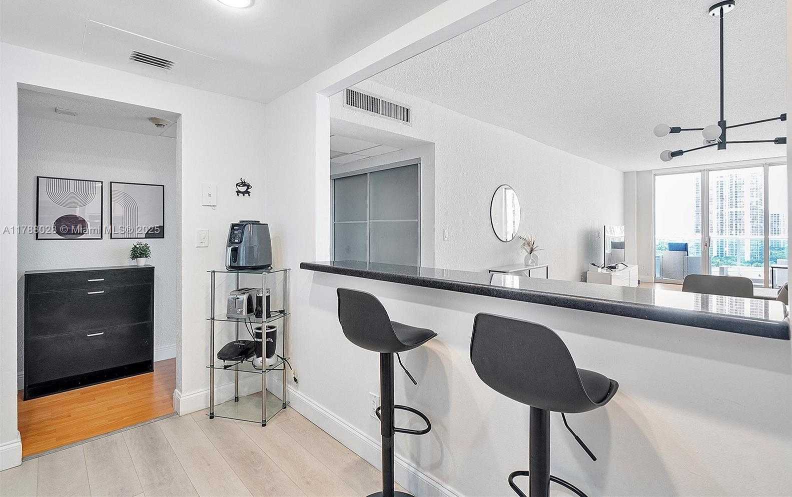 Small Image of 19390 COLLINS AVE #1501, Sunny Isles Beach Number 14