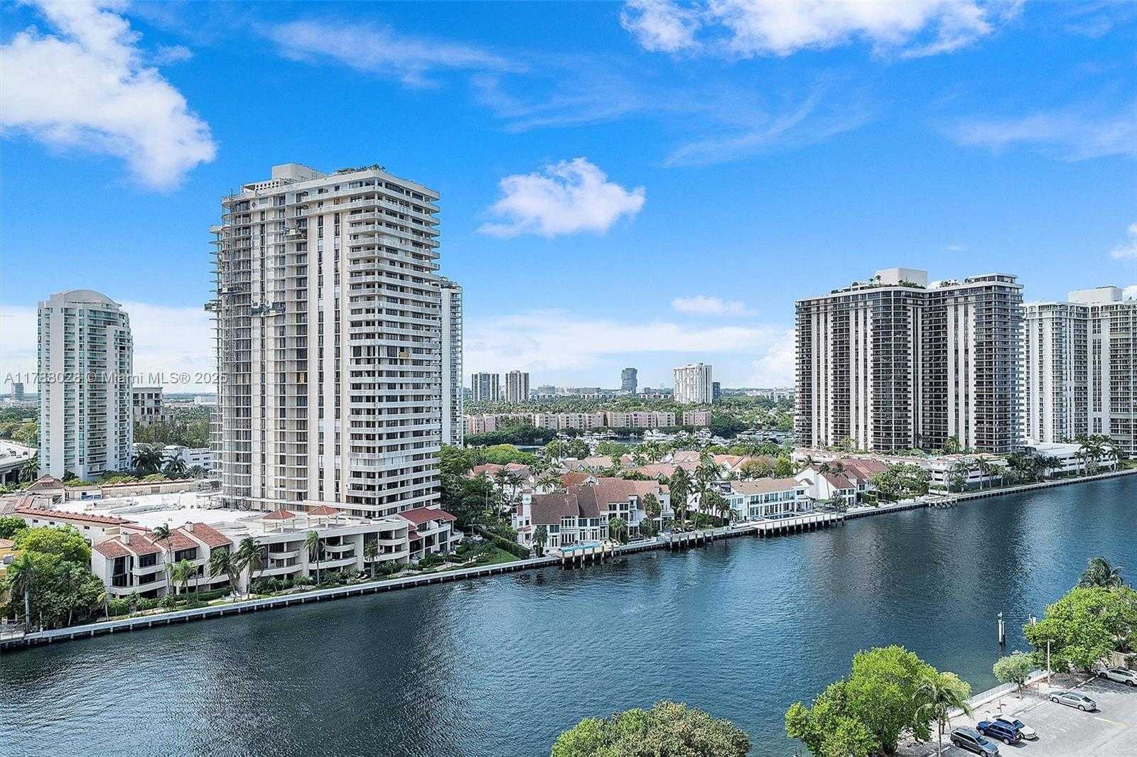 Small Image of 19390 COLLINS AVE #1501, Sunny Isles Beach Number 3