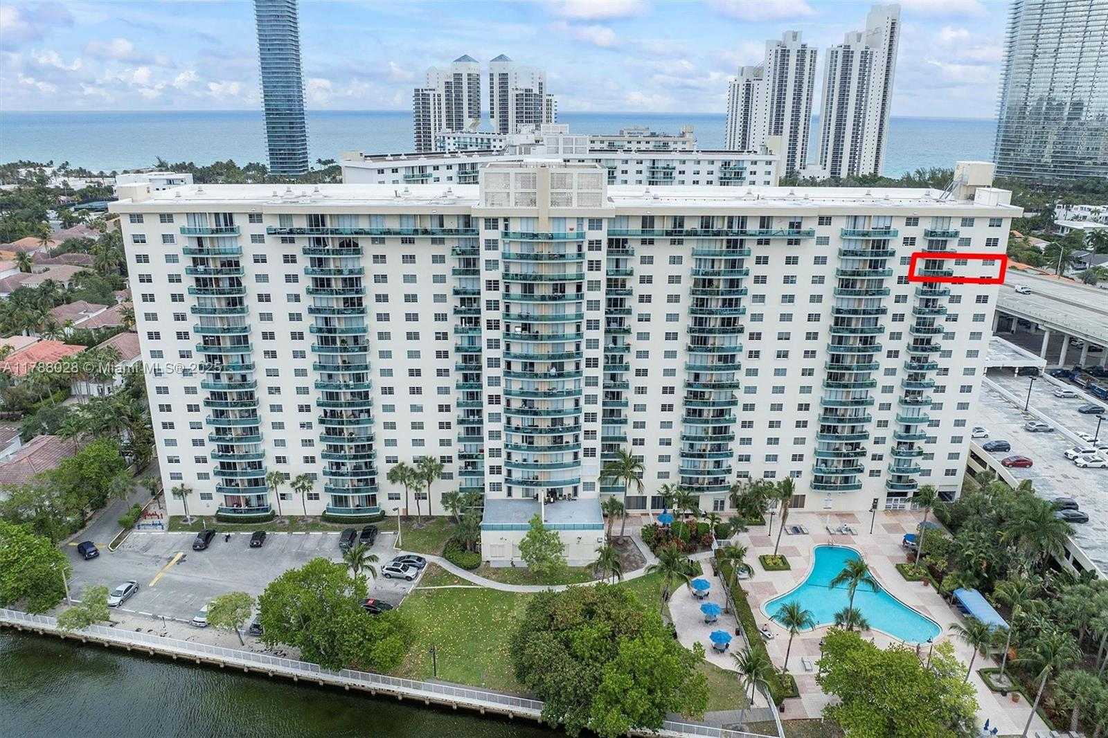 Small Image of 19390 COLLINS AVE #1501, Sunny Isles Beach Number 36