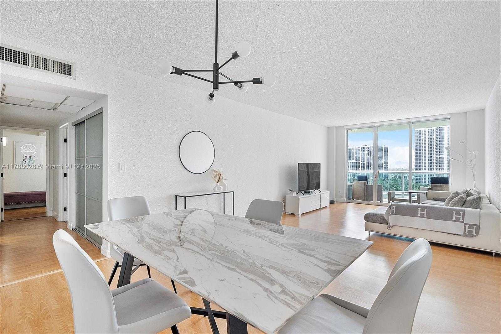 Small Image of 19390 COLLINS AVE #1501, Sunny Isles Beach Number 5