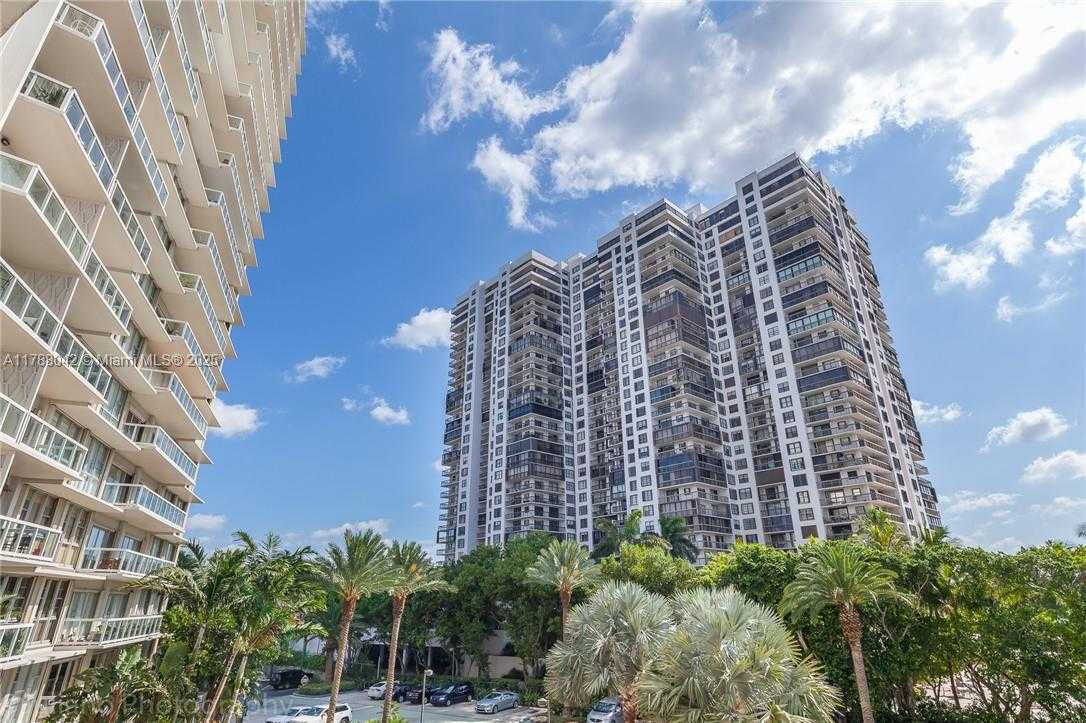 Small Image of 2451 BRICKELL AVE #3E, Miami Number 25