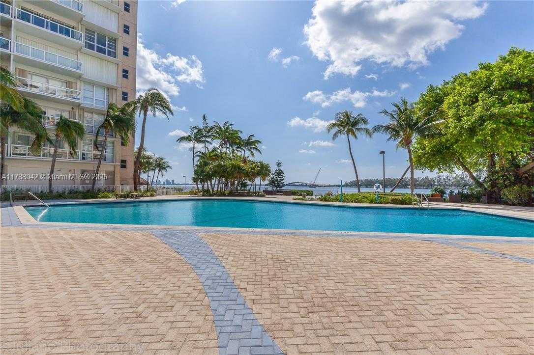 Small Image of 2451 BRICKELL AVE #3E, Miami Number 29