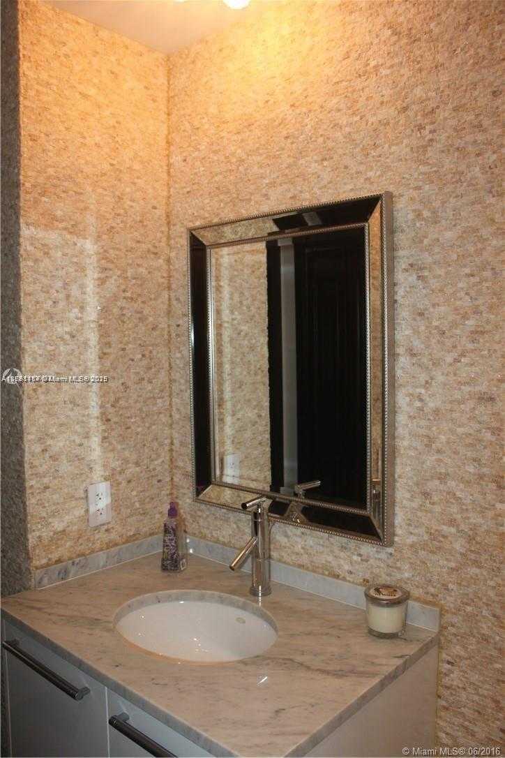Small Image of 900 BISCAYNE BLVD #3803, Miami Number 19